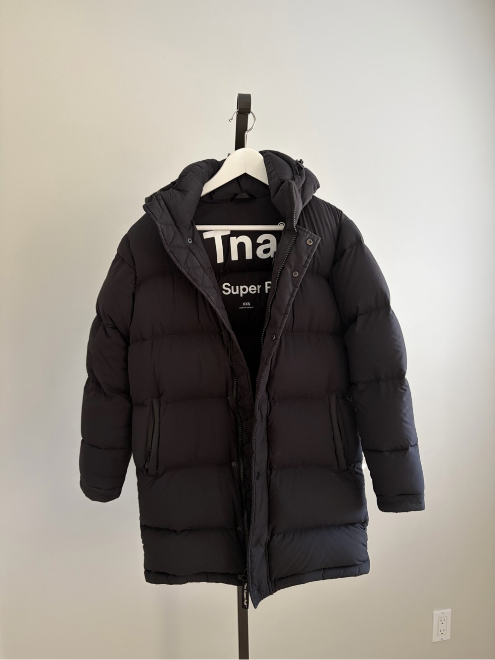 TNA The Super Puff Black Hooded Puffer Coat, Size XXSMALL.